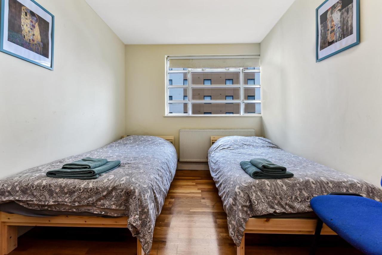 Spacious 2 Bedroom Apartment In Ealing Broadway Exterior foto